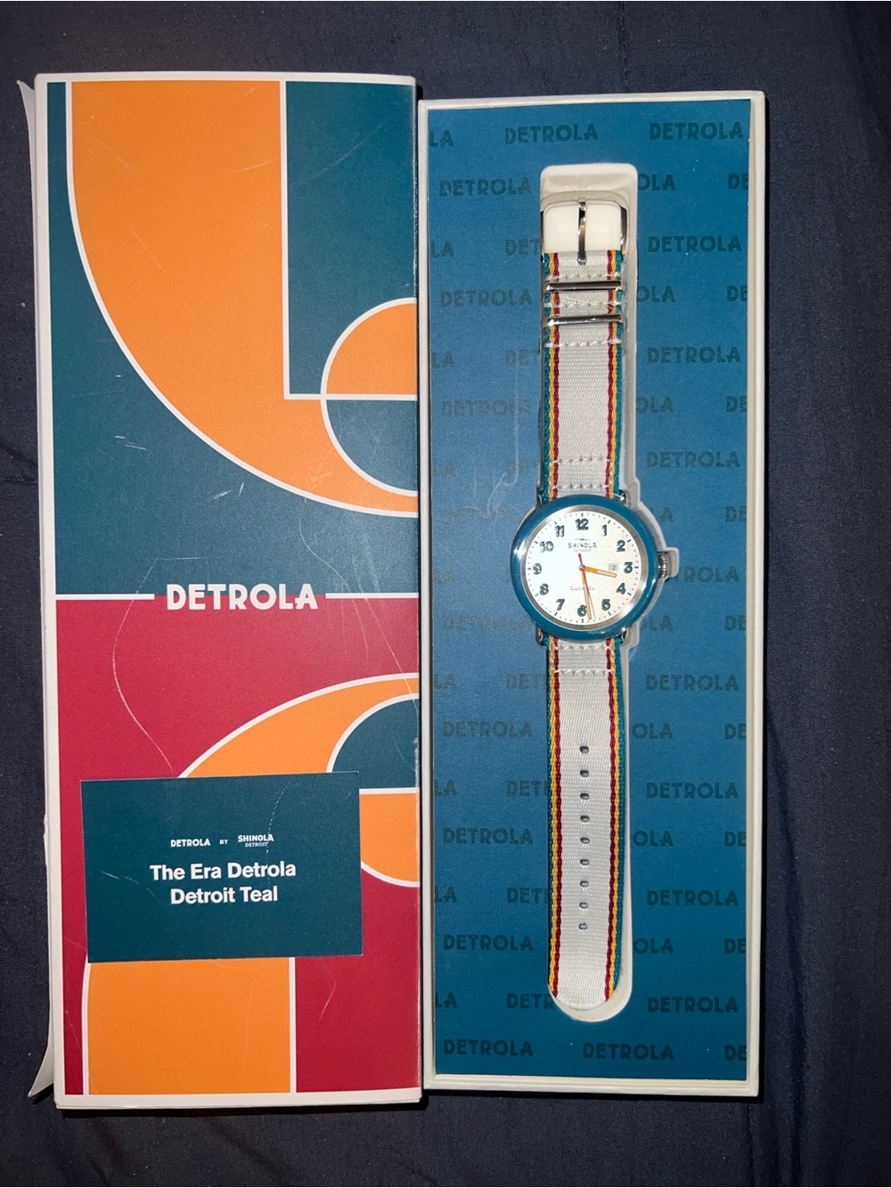 Limited Fan Edition Shinola Detrola Detroit Pistons Watch Teal